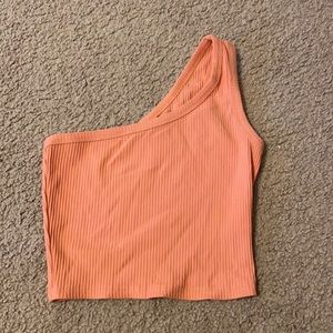 Cropped one shoulder crop top